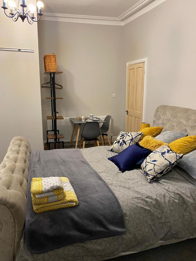 Cambridge Villas Private Studio Литам-Сент-Эннс Экстерьер фото